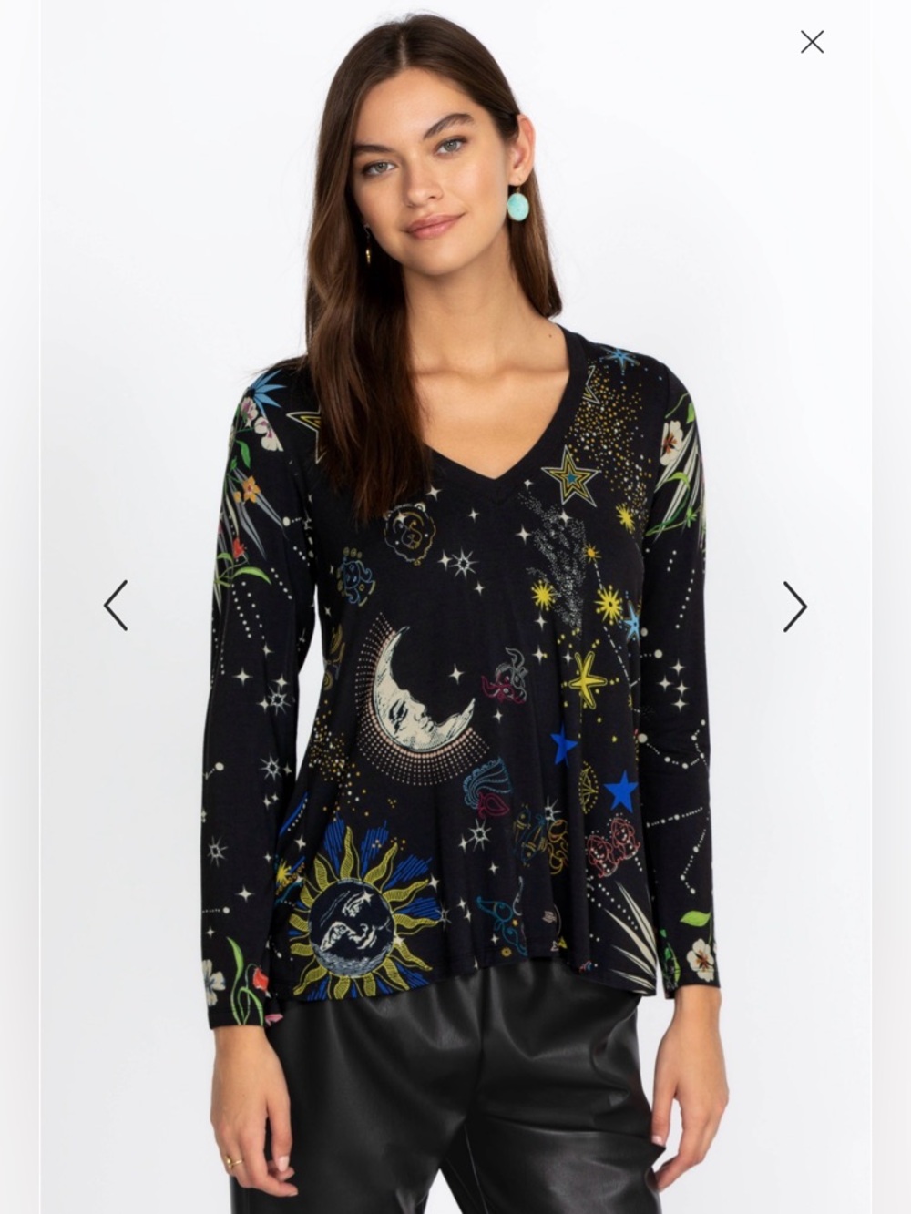 Johnny Was Celestial V-Neck Swing Tee Black Celestial Floral Boho Top size small